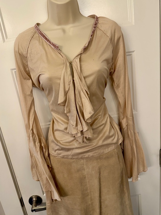 Gucci Tops - Rare S/S 2002 Gucci Tom Ford Ruffle Cutout Blouse In Cream Beige - Small